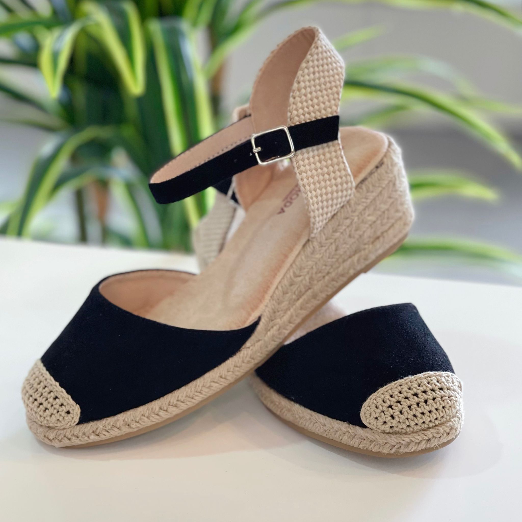 Cuñas Brandi - Negro