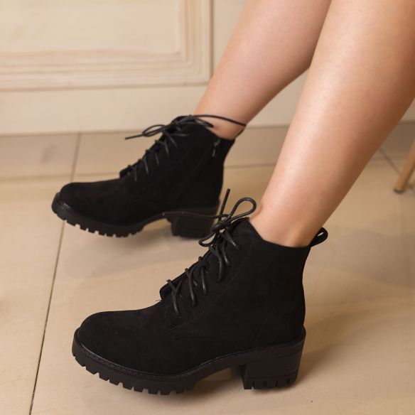Botín Antelina Cordones - Negro