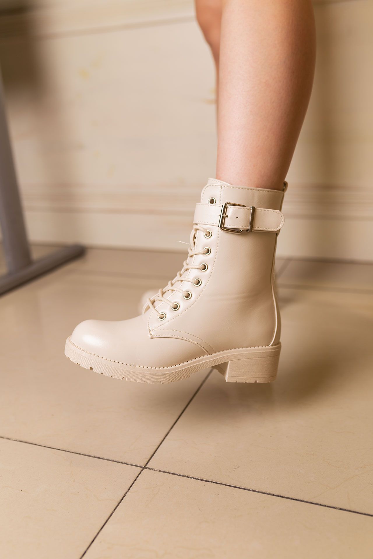Bota Militar Hebilla - Beige - Imagen 2