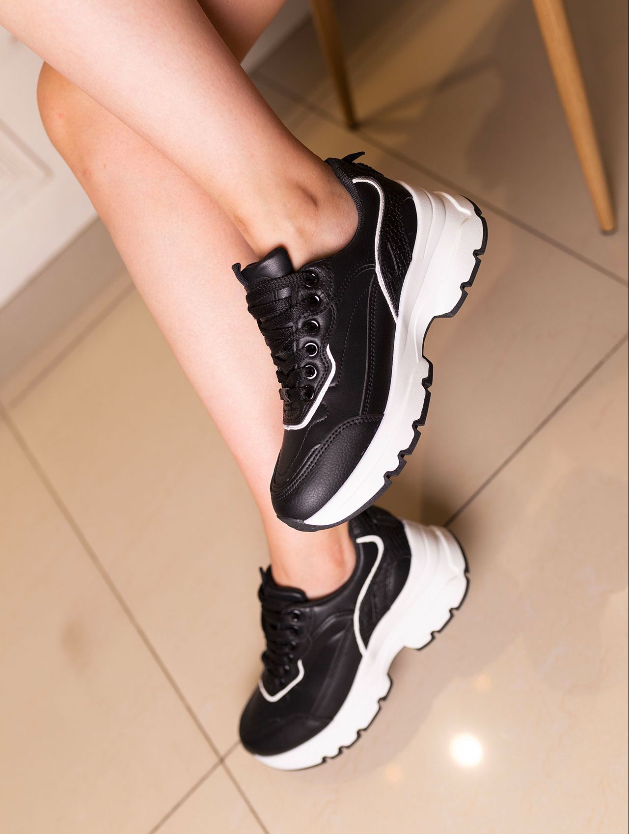 Deportiva Plataforma - Negro