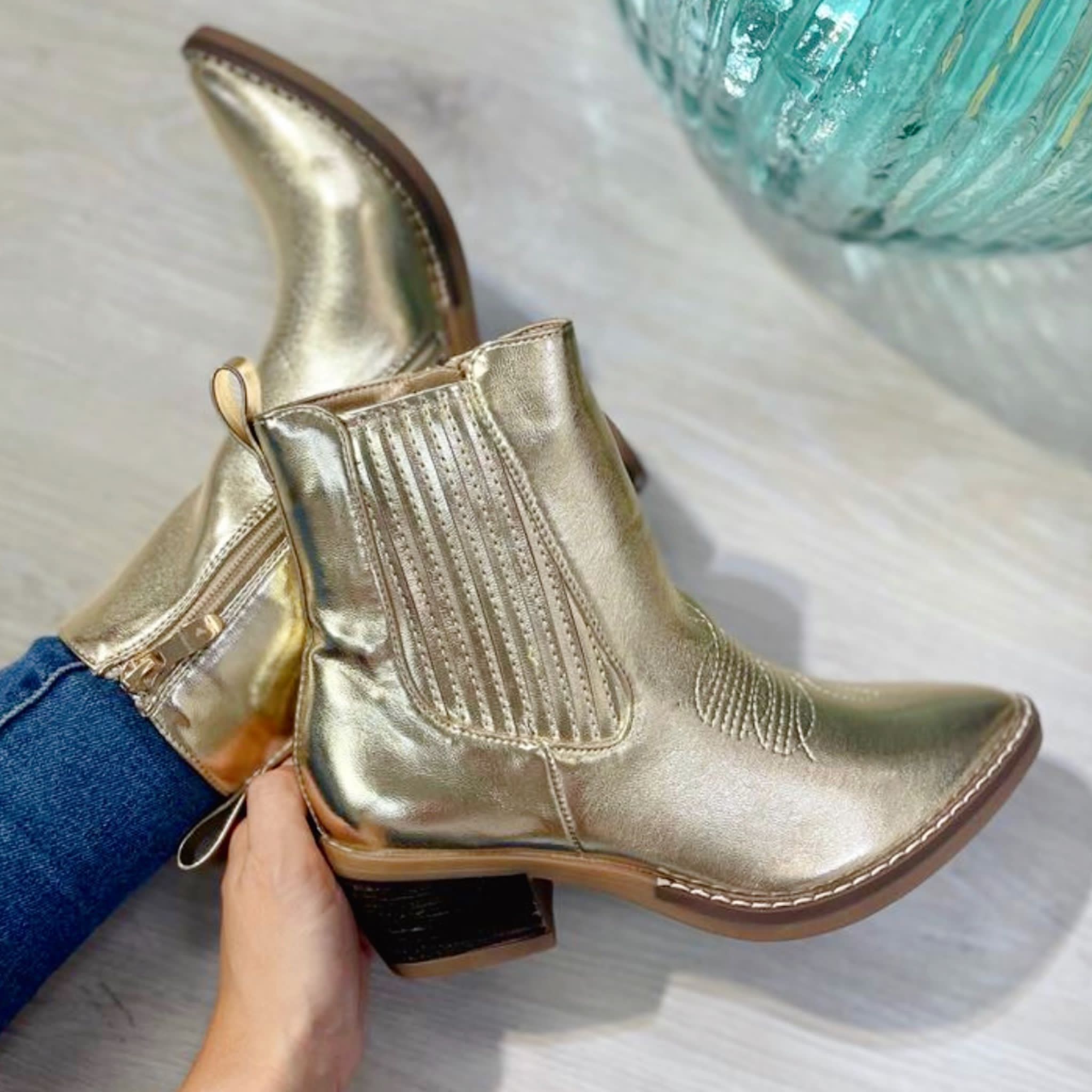 Botín Cowboy Metalizado - Dorado