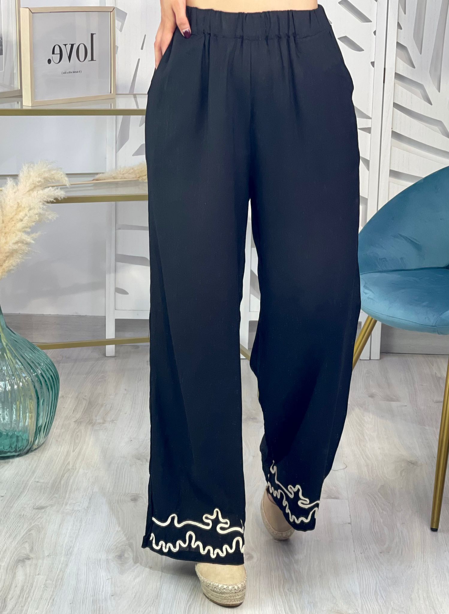 Conjunto Flor Bordada - Imagen 9
