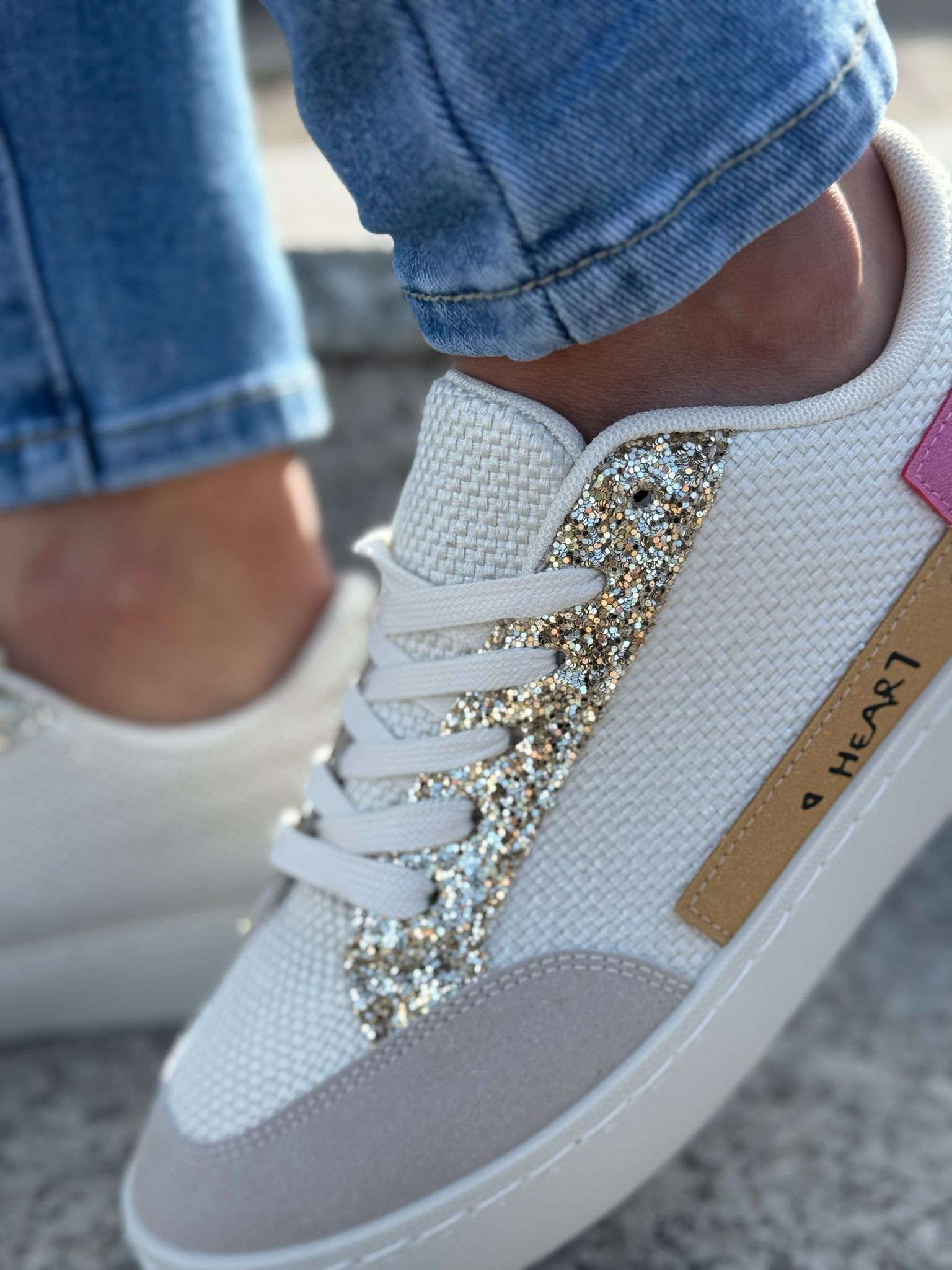 Deportiva Brillos Follow - Beige - Imagen 2