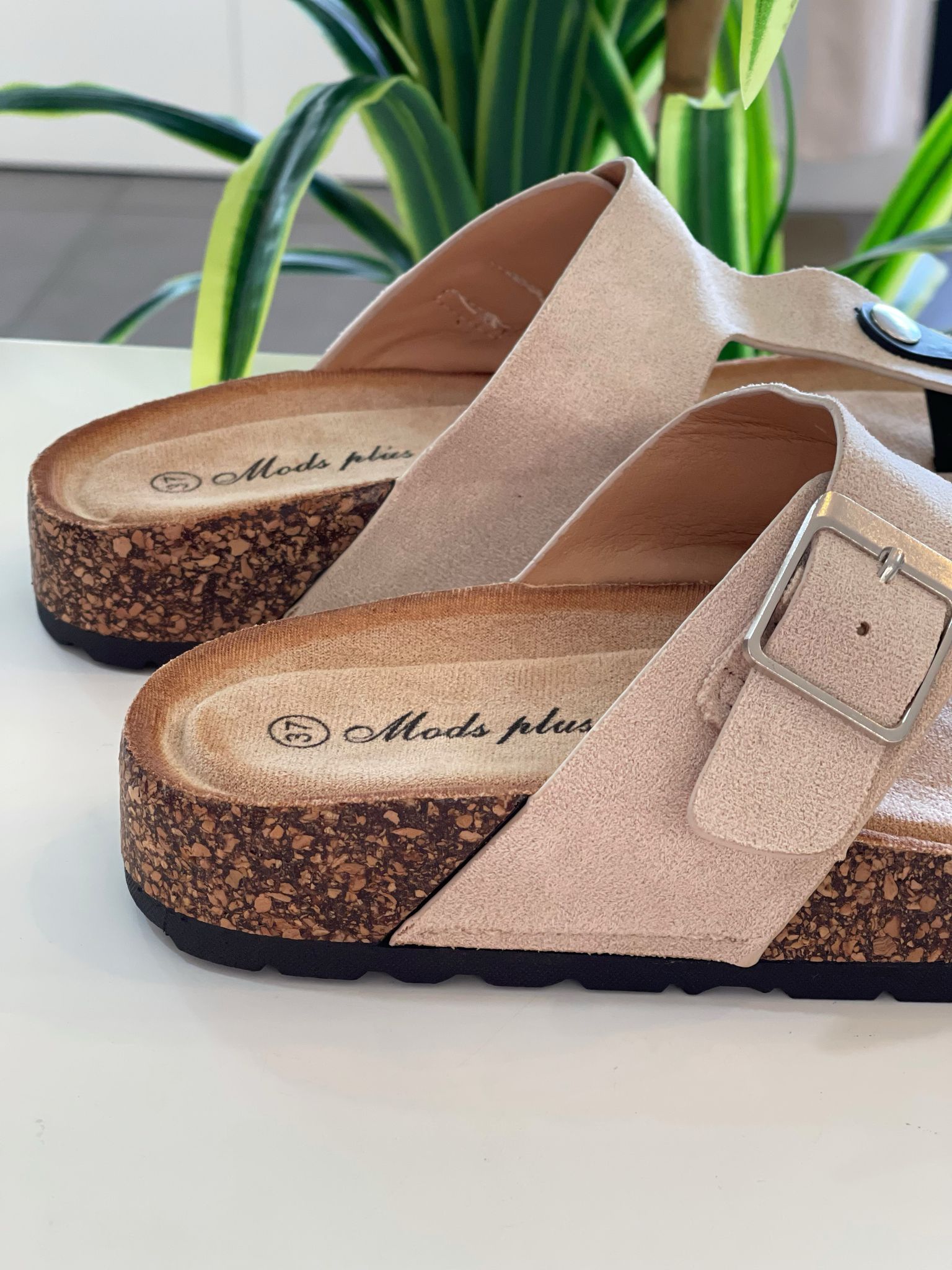 Sandalia Dedo Hebilla - Beige - Imagen 2