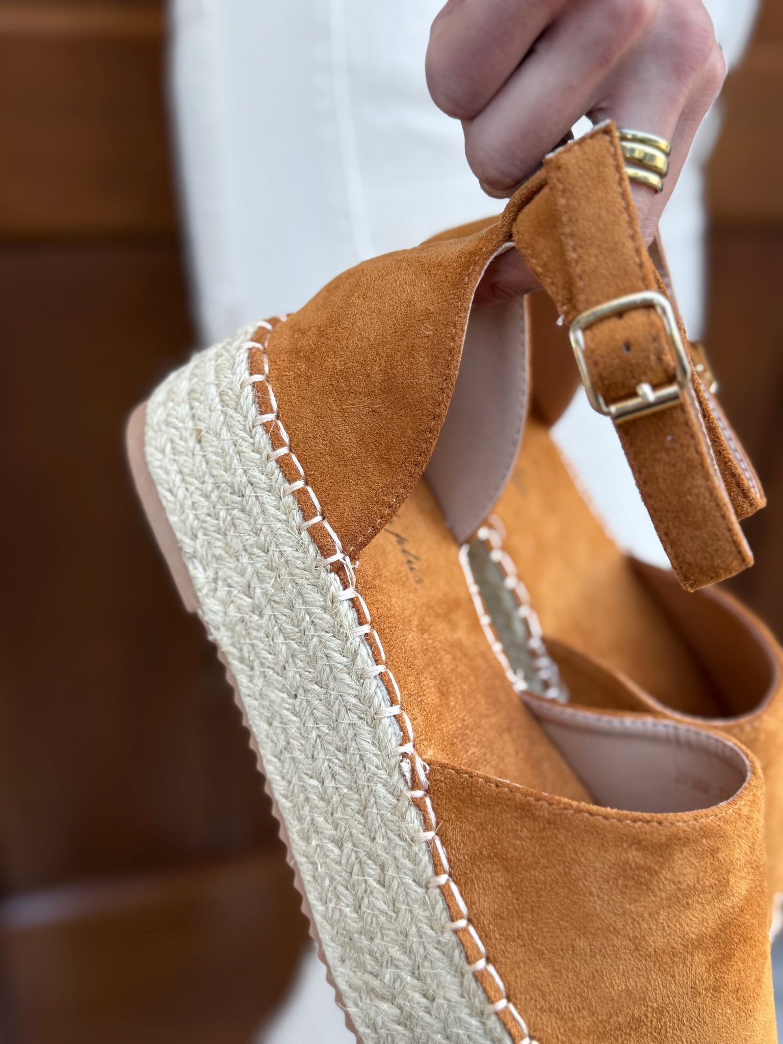 Sandalia Plataforma Georgina - Camel - Imagen 2