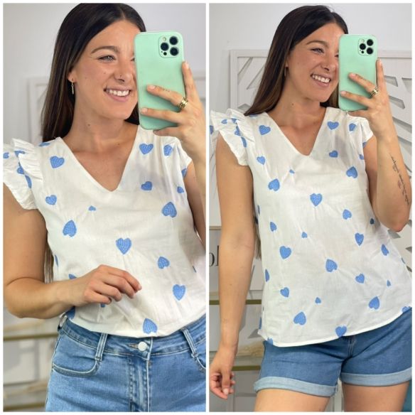 Camisa Corazones Bordados