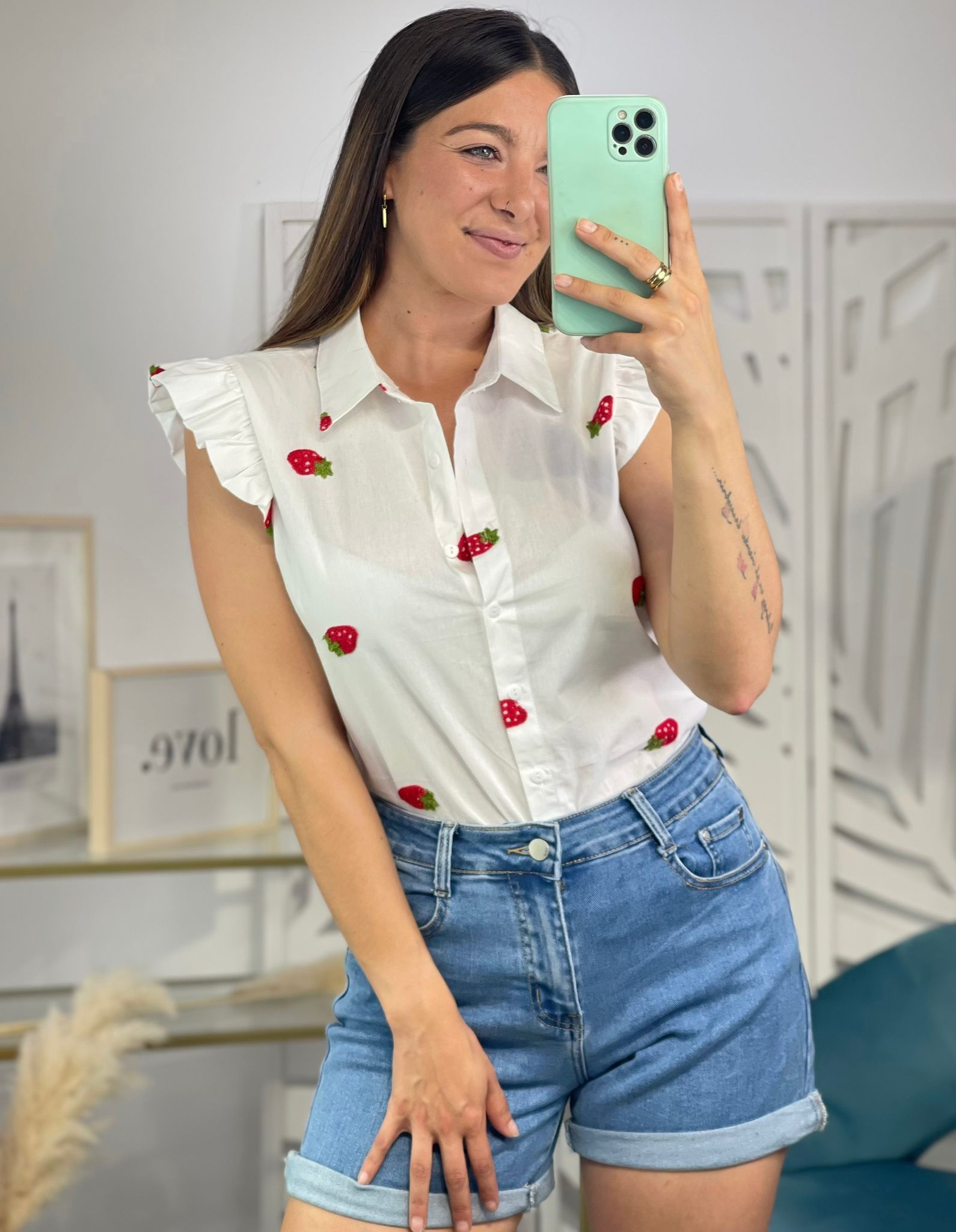 Camisa Fresas Bordadas - Imagen 2