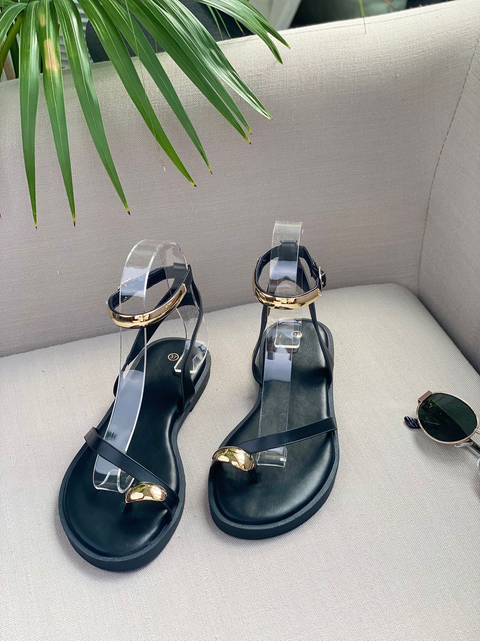 Sandalia Anillo Y Pulsera - Negra - Imagen 2