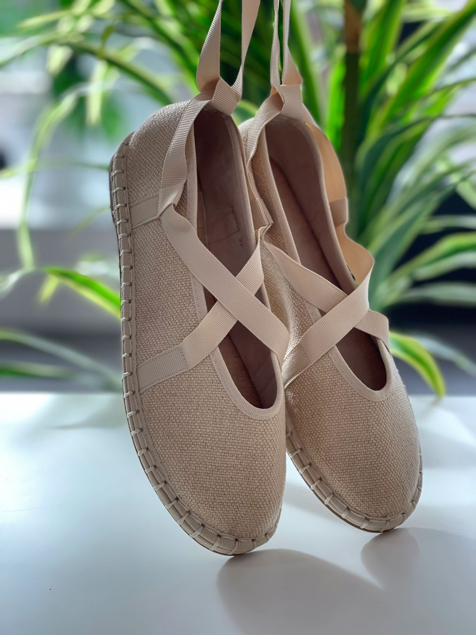 Merceditas Cruzadas Cintas - Beige - Imagen 2