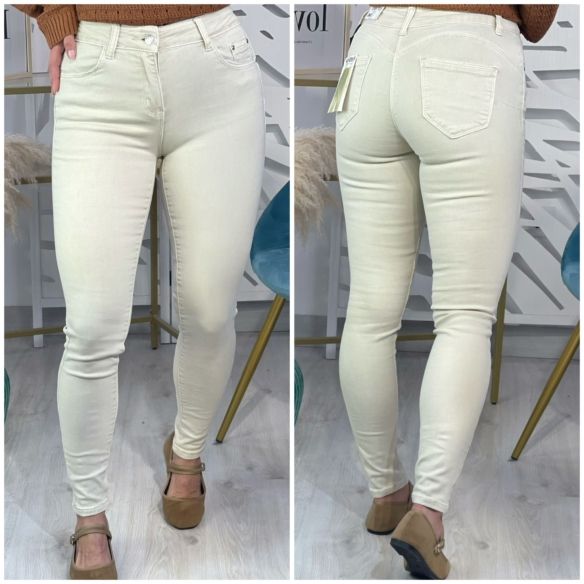 Pantalón Pitillo Basic Beige