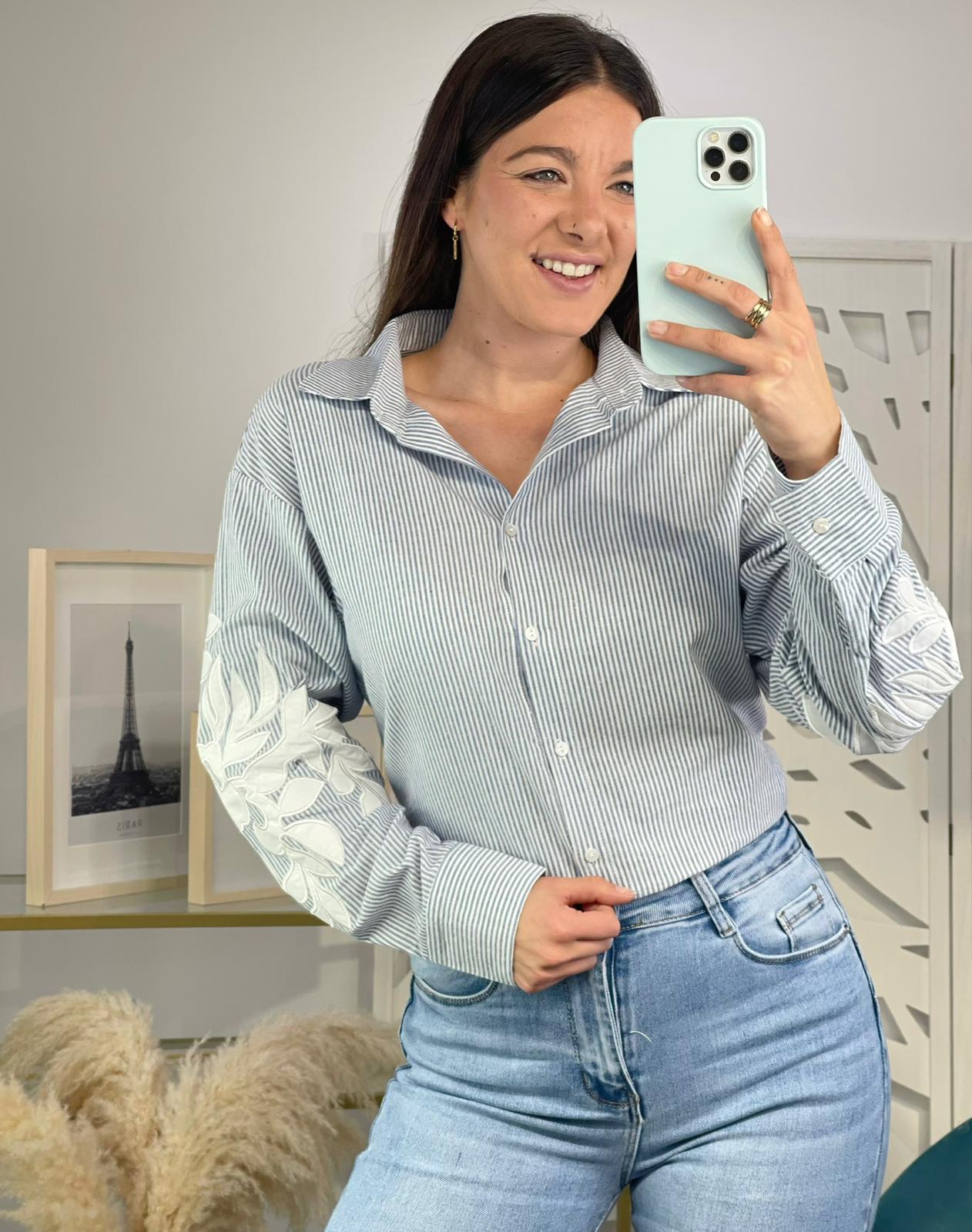 Camisa Rayas Flor Mangas - Imagen 2