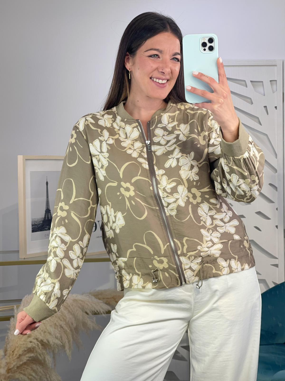 Bomber Nuria - Imagen 5