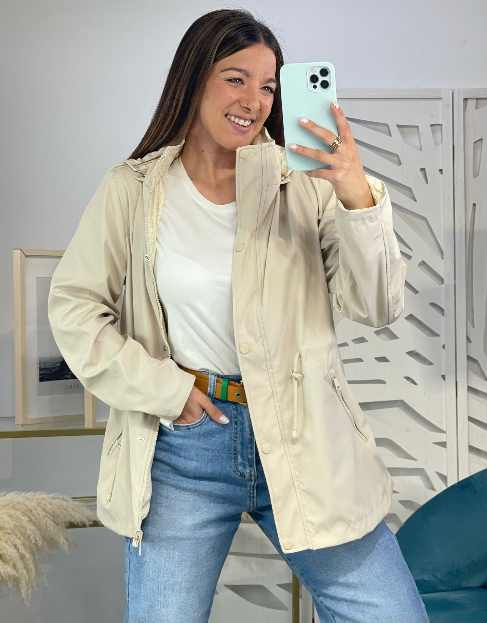 Cortavientos Reversible Flores Beige - Imagen 3