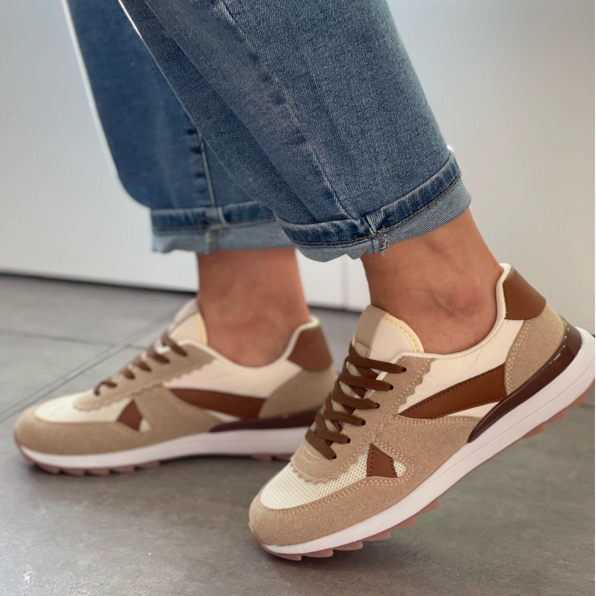 Zapatilla Aurora - Marrón / Beige