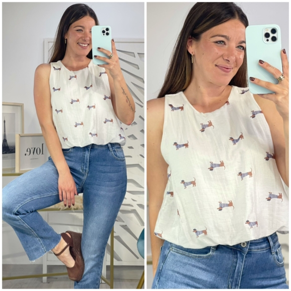 Blusa Dogs Abullonada