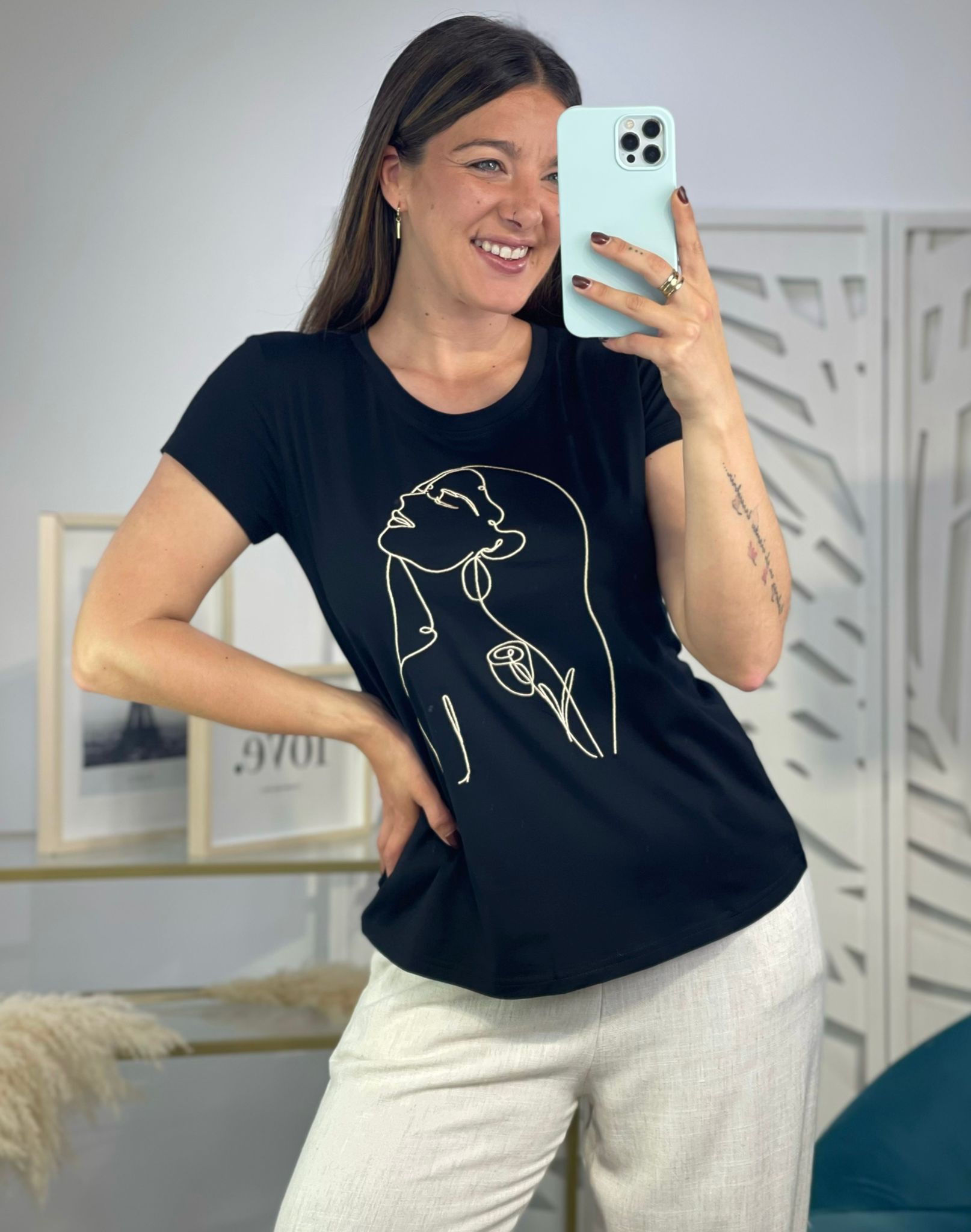 Camiseta Silueta Mujer - Imagen 6