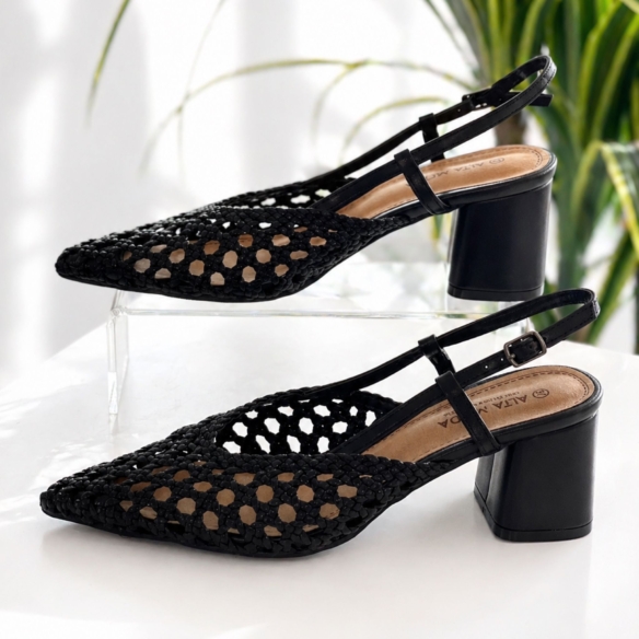 Zapato Calado Marisa - Negro