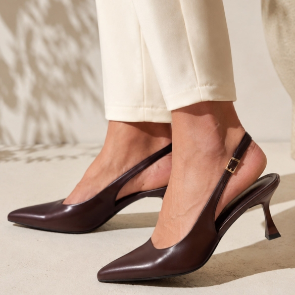 Zapato Puntera Destalonado - Marrón